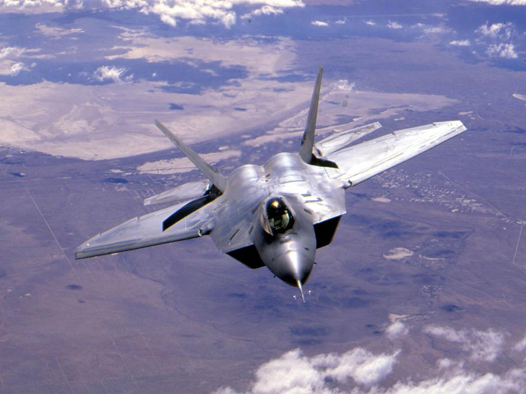 F-22_Raptor_05.jpg
